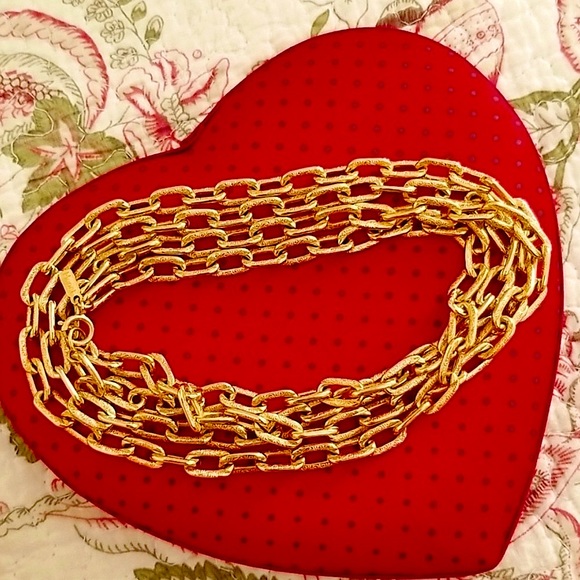 GOLD PAPER CLIP NECKLACE NEW VINTAGE 24” x 1/2” MONET BEAUTIFULLY ETCHED - Picture 5 of 12